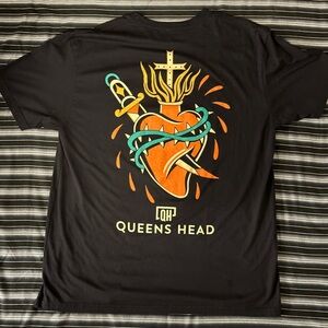 Queens Head Sacred Heart t shirt 2XL